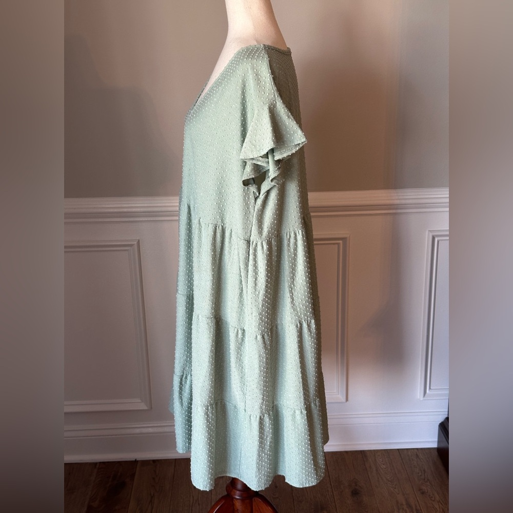 Veveret Sage Green Swiss Dot Tiered Ruffle Dress size 2XL - Picture 4 of 9